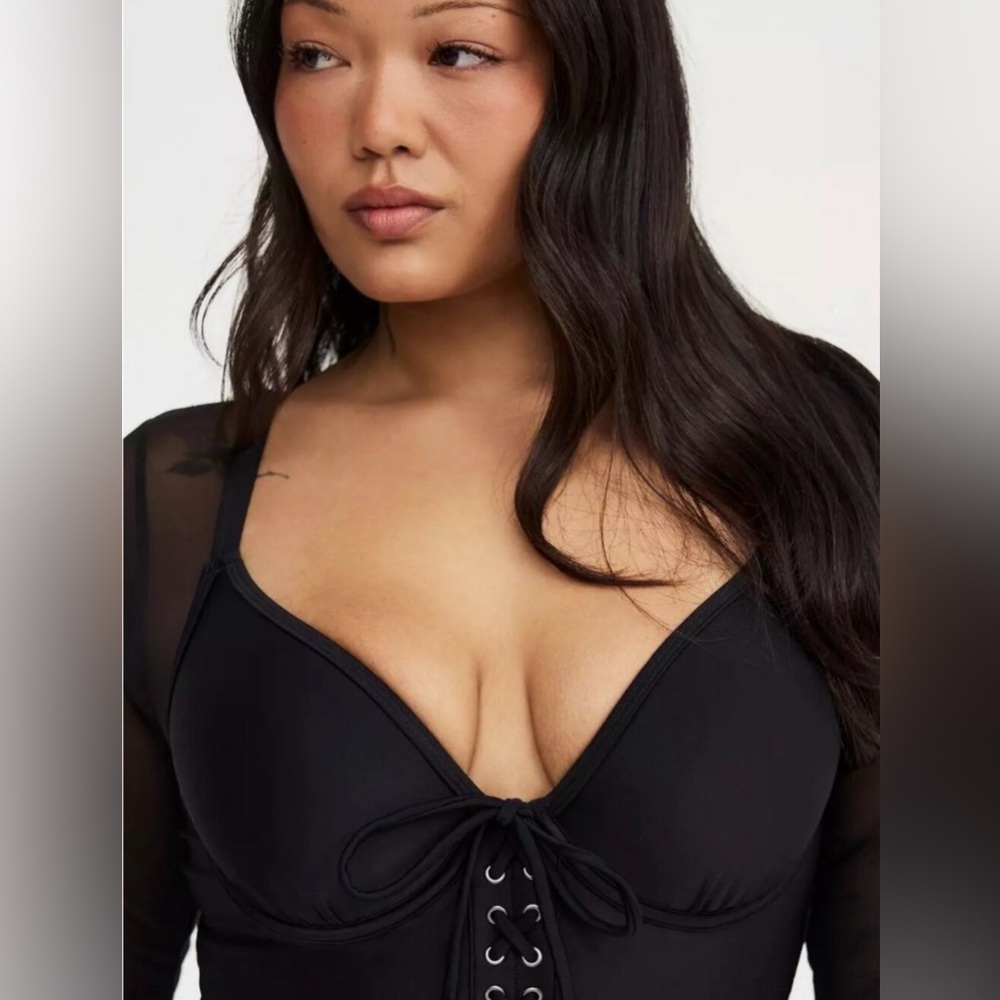 NWT Torrid Nightfall Wired Mesh Sleeve Corset One-Piece Swimsuit 1X 14/16 - Picture 3 of 4